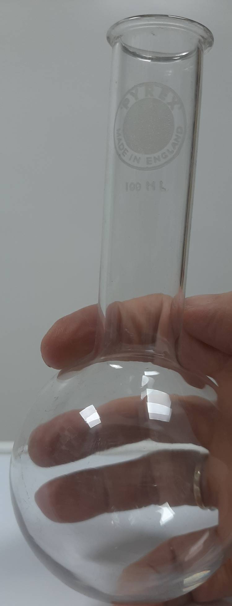 بالن آزمایشگاهی ته صاف500 میلی لیتر